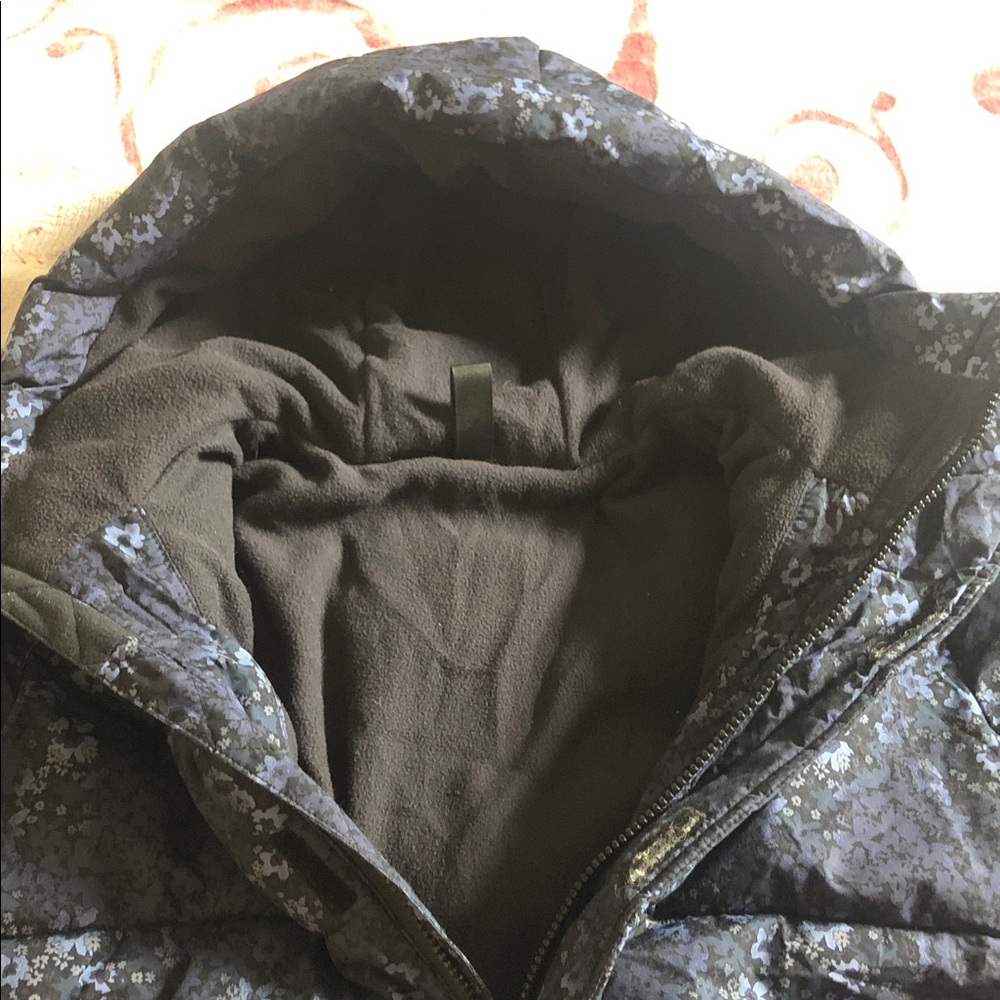 All In Motion Girls Puff Jacket 10/12 - Picture 2 of 8